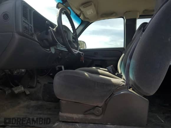 2006 GMC Sierra 1500 SLT with VIN 1GTEK19B36Z197048, listed as a Copart auction lot 49546565 with 220,828 mi miles and Salvage title. Bid and sale history available at DreamBid. Image 7.