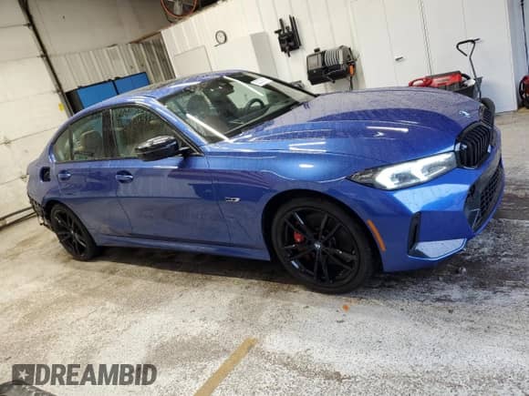 2023 BMW 3 Series 330e xDrive с VIN 3MW39FS06P8C90874, выставлен на аукционе Copart как лот 82032605 с пробегом 11 190 миль миль и Списание • Salvage title. История ставок и продаж доступна на DreamBid. Изображение 4.