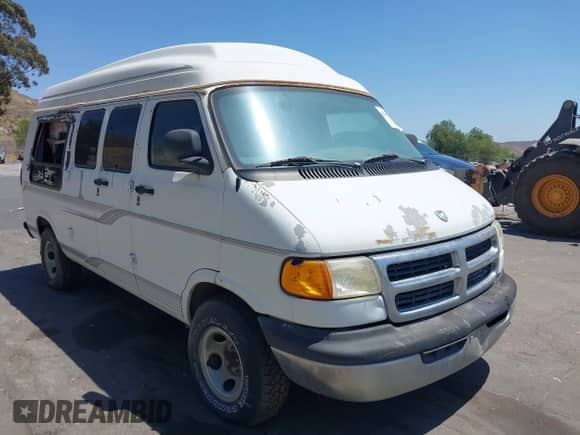 1998 Dodge Cargo Conversion with VIN 2B6HB11Y3WK133483, listed as a IAAI auction lot 42386704 with 82,615 mi miles and . Bid and sale history available at DreamBid. Image 1.