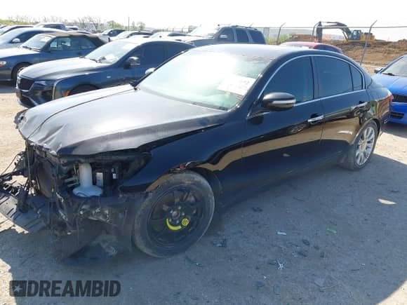 2010 Hyundai Genesis z VIN KMHGC4DE2AU074772, wystawiony jako IAAI lot #41952692 z przebiegiem 126 042 mil mil oraz . Historia ofert i sprzedaży dostępna na DreamBid. Obrazek 2.