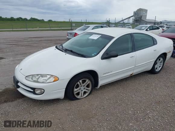 1999 Dodge Intrepid ES with VIN 2B3HD56J9XH741808, listed as a IAAI auction lot 42240983 with 160,521 mi miles and . Bid and sale history available at DreamBid. Image 2.