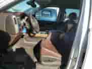 2015 Chevrolet Silverado 1500 High Country с VIN 3GCUKTEJ7FG374740, выставлен на аукционе Copart как лот 88148405 с пробегом 214 054 миль миль и Списание • Salvage title. История ставок и продаж доступна на DreamBid. Изображение 7.