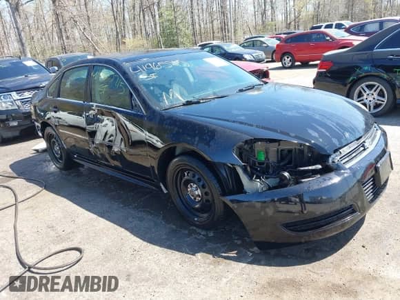 2014 Chevrolet Impala Police Police z VIN 2G1WD5E30E1187288, wystawiony jako IAAI lot #41965715 z przebiegiem 91 436 mil mil oraz . Historia ofert i sprzedaży dostępna na DreamBid. Obrazek 1.