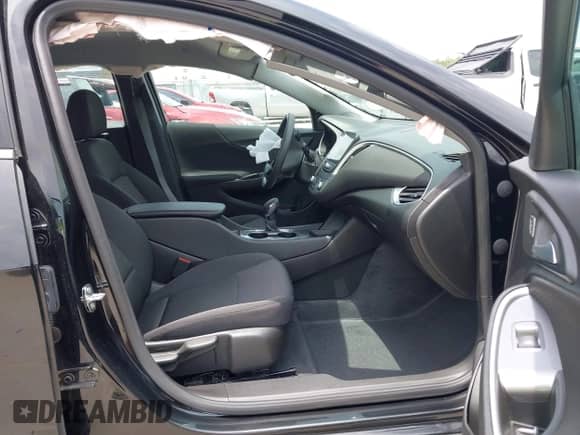 2024 Chevrolet Malibu LS с VIN 1G1ZB5ST3RF117970, выставлен на аукционе IAAI как лот 42389871 с пробегом 32 777 миль миль и . История ставок и продаж доступна на DreamBid. Изображение 5.