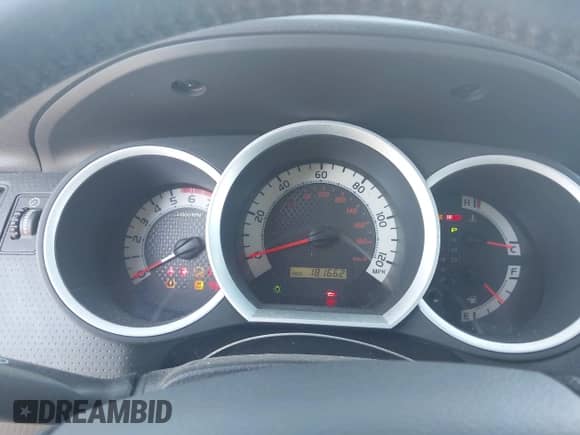 2012 Toyota Tacoma PreRunner z VIN 5TFJU4GN4CX027232, wystawiony jako IAAI lot #43481941 z przebiegiem 181 662 mil mil oraz . Historia ofert i sprzedaży dostępna na DreamBid. Obrazek 7.