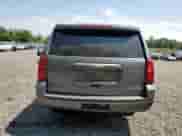 2019 Chevrolet Suburban LS с VIN 1GNSKGKC8KR270621, выставлен на аукционе Copart как лот 66040985 с пробегом 80 379 миль миль и Списание • Salvage title. История ставок и продаж доступна на DreamBid. Изображение 6.