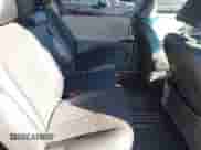 2013 Toyota Sienna SE z VIN 5TDXK3DC2DS302164, wystawiony jako IAAI lot #42792640 z przebiegiem 148 108 mil mil oraz . Historia ofert i sprzedaży dostępna na DreamBid. Obrazek 8.