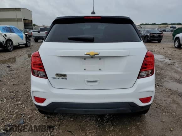2022 Chevrolet Trax LS z VIN KL7CJNSM9NB547946, wystawiony jako Copart lot #65016975 z przebiegiem 34 989 mil mil oraz Szkoda całkowita • Salvage title. Historia ofert i sprzedaży dostępna na DreamBid. Obrazek 6.