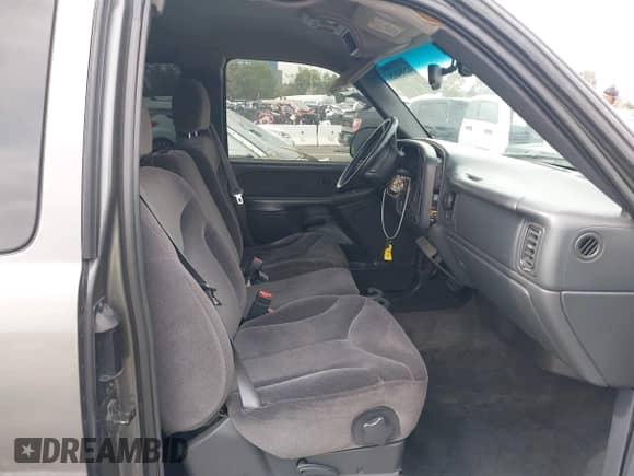 2002 GMC Sierra 1500 SLE с VIN 2GTEC19T021302802, выставлен на аукционе IAAI как лот 42584815 с пробегом 170 801 миль миль и . История ставок и продаж доступна на DreamBid. Изображение 5.