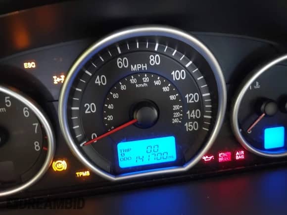 2010 Hyundai Veracruz Limited with VIN KM8NUDCC2AU138295, listed as a IAAI auction lot 42136976 with 141,700 mi miles and . Bid and sale history available at DreamBid. Image 15.