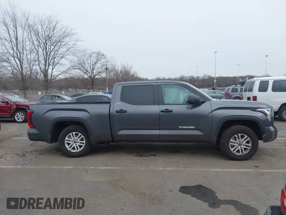 2024 Toyota Tundra SR5 with VIN 5TFLA5EC6RX035253, listed as a IAAI auction lot 41548771 with 2,556 mi miles and . Bid and sale history available at DreamBid. Image 13.