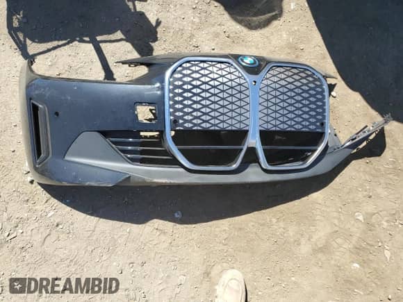 2025 BMW i4 eDrive40 z VIN WBY23HD01SFU14069, wystawiony jako Copart lot #69321205 z przebiegiem 6 756 mil mil oraz Szkoda całkowita • Salvage title. Historia ofert i sprzedaży dostępna na DreamBid. Obrazek 12.