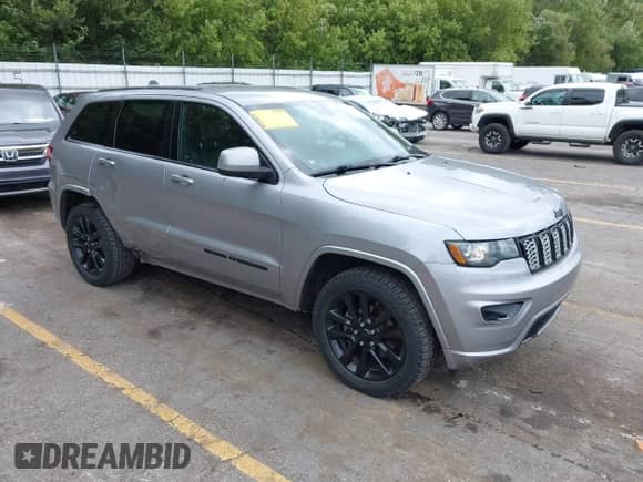 2018 Jeep Grand Cherokee Altitude с VIN 1C4RJFAGXJC309316, выставлен на аукционе IAAI как лот 43154455 с пробегом 88 768 миль миль и . История ставок и продаж доступна на DreamBid. Изображение 1.