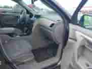 2017 Chevrolet Traverse LT с VIN 1GNKRHKD9HJ123936, выставлен на аукционе IAAI как лот 42930918 с пробегом 172 672 миль миль и . История ставок и продаж доступна на DreamBid. Изображение 5.