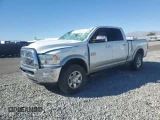 2010 Dodge 3500 ST with VIN 3D73Y3CL9AG193748, listed as a Copart auction lot 89925115 with 137,927 mi miles and Salvage title. Bid and sale history available at DreamBid. Image 1.