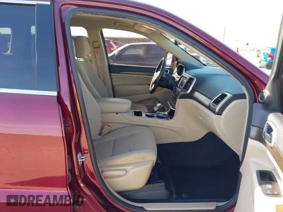 2017 Jeep Grand Cherokee Altitude with VIN 1C4RJEAG9HC732098, listed as a IAAI auction lot 42371741 with 93,494 mi miles and . Bid and sale history available at DreamBid. Image 5.