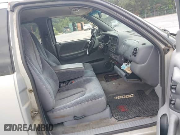 1998 Dodge Dakota SLT с VIN 1B7GL22X2WS677463, выставлен на аукционе IAAI как лот 43185225 с пробегом 218 259 миль миль и . История ставок и продаж доступна на DreamBid. Изображение 5.