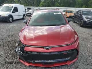 2025 Chevrolet Equinox EV RS с VIN 3GN7DSRP1SS134839, выставлен на аукционе Copart как лот 64480175 с пробегом 5 973 миль миль и Списание • Salvage title. История ставок и продаж доступна на DreamBid. Изображение 5.