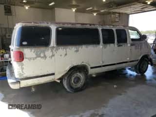 2001 Dodge Passenger z VIN 2B5WB35Z61K540295, wystawiony jako Copart lot #73570834 z przebiegiem 204 537 mil mil oraz Szkoda całkowita • Salvage title. Historia ofert i sprzedaży dostępna na DreamBid. Obrazek 3.