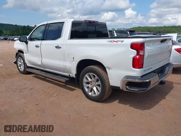 2021 Chevrolet Silverado 1500 LTZ z VIN 1GCUYGED4MZ315111, wystawiony jako IAAI lot #42439111 z przebiegiem 137 650 mil mil oraz . Historia ofert i sprzedaży dostępna na DreamBid. Obrazek 3.