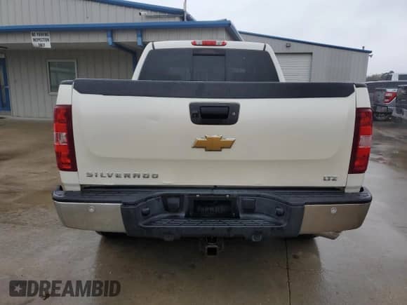 2012 Chevrolet Silverado 1500 LTZ with VIN 3GCPCTE0XCG186727, listed as a Copart auction lot 84007604 with 242,722 mi miles and Clean title. Bid and sale history available at DreamBid. Image 6.