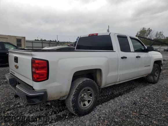 2014 Chevrolet Silverado 1500 Work Truck z VIN 1GCRCPEC5EZ353475, wystawiony jako Copart lot #71009704 z przebiegiem 246 832 mil mil oraz Szkoda całkowita • Salvage title. Historia ofert i sprzedaży dostępna na DreamBid. Obrazek 3.