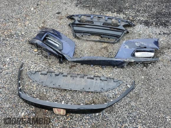 2019 Honda Accord EX z VIN 1HGCV3F42KA005905, wystawiony jako Copart lot #53806785 z przebiegiem 151 497 mil mil oraz Czysty tytuł • Clean title. Historia ofert i sprzedaży dostępna na DreamBid. Obrazek 12.