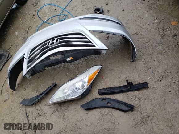 2015 Hyundai Azera с VIN KMHFG4JG6FA453904, выставлен на аукционе Copart как лот 83702664 с пробегом 206 745 миль миль и На запчасти • Non repairable. История ставок и продаж доступна на DreamBid. Изображение 12.