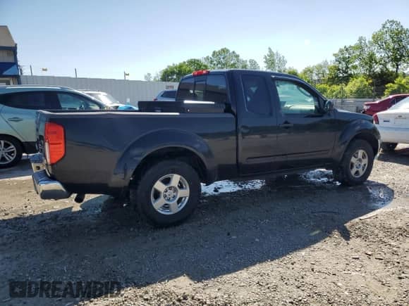 2007 Nissan Frontier LE с VIN 1N6AD06W67C451184, выставлен на аукционе Copart как лот 56277775 с пробегом 274 133 миль миль и Списание • Salvage title. История ставок и продаж доступна на DreamBid. Изображение 3.