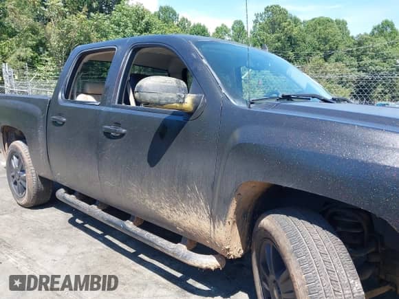 2013 Chevrolet Silverado 1500 LT z VIN 3GCPCSE03DG273154, wystawiony jako IAAI lot #42870179 z przebiegiem 372 398 mil mil oraz . Historia ofert i sprzedaży dostępna na DreamBid. Obrazek 13.