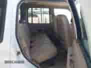 2000 Ford Explorer XLT z VIN 1FMZU63E9YZB78272, wystawiony jako IAAI lot #43228286 z przebiegiem 100 687 mil mil oraz . Historia ofert i sprzedaży dostępna na DreamBid. Obrazek 8.