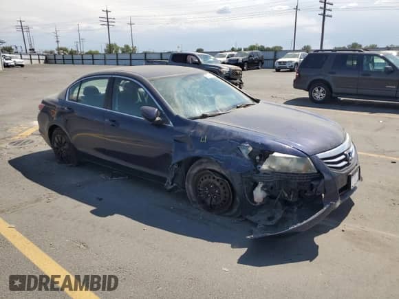 2011 Honda Accord LX with VIN 1HGCP2F39BA070195, listed as a Copart auction lot 66774415 with 261,976 mi miles and Salvage title. Bid and sale history available at DreamBid. Image 4.