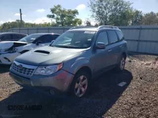 2011 Subaru Forester XT Touring z VIN JF2SHGGC3BH738309, wystawiony jako Copart lot #81348015 z przebiegiem 175 814 mil mil oraz Czysty tytuł • Clean title. Historia ofert i sprzedaży dostępna na DreamBid. Obrazek 1.