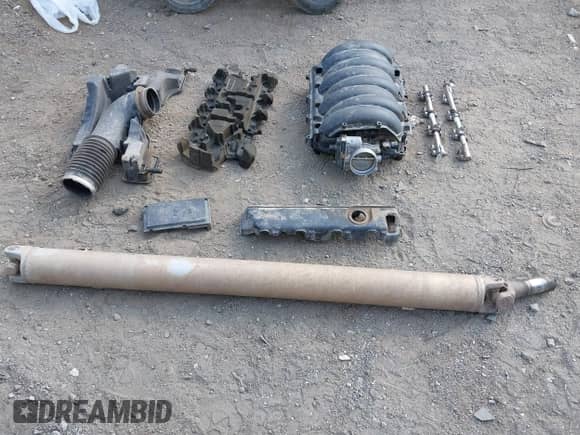 2019 Chevrolet Suburban LT z VIN 1GNSKHKC7KR200369, wystawiony jako IAAI lot #43223036 z przebiegiem Nie podano mil oraz . Historia ofert i sprzedaży dostępna na DreamBid. Obrazek 12.