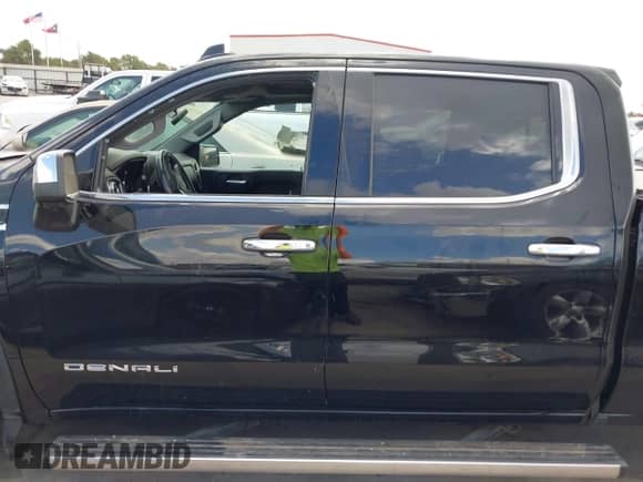 2020 GMC Sierra 1500 Denali with VIN 3GTU9FEL7LG370858, listed as a IAAI auction lot 42574907 with 27,005 mi miles and . Bid and sale history available at DreamBid. Image 14.