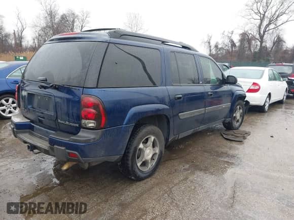 2004 Chevrolet TrailBlazer EXT LS с VIN 1GNET16S146119407, выставлен на аукционе IAAI как лот 41146213 с пробегом 222 421 миль миль и . История ставок и продаж доступна на DreamBid. Изображение 4.