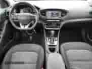 2019 Hyundai Ioniq Limited с VIN KMHC85LC3KU122027, выставлен на аукционе Copart как лот 79935683 с пробегом 97 357 миль миль и . История ставок и продаж доступна на DreamBid. Изображение 8.