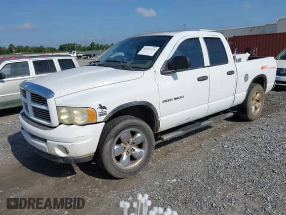 2003 Dodge 1500 ST with VIN 1D7HU18D43S222639, listed as a IAAI auction lot 42697126 with 233,889 mi miles and . Bid and sale history available at DreamBid. Image 2.