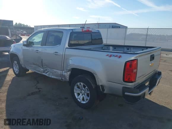 2017 Chevrolet Colorado 4WD LT z VIN 1GCGTCEN7H1212718, wystawiony jako IAAI lot #43360076 z przebiegiem 77 845 mil mil oraz . Historia ofert i sprzedaży dostępna na DreamBid. Obrazek 3.