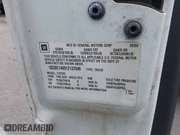 2001 Chevrolet Silverado 1500 с VIN 1GCEC14V91Z137945, выставлен на аукционе IAAI как лот 42368648 с пробегом Не указан миль и . История ставок и продаж доступна на DreamBid. Изображение 9.