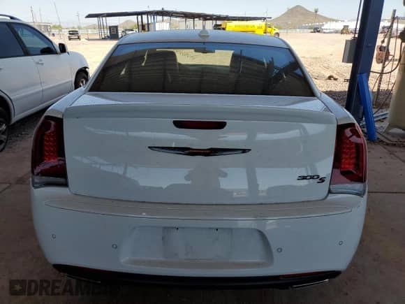 2023 Chrysler 300 S с VIN 2C3CCABT7PH580987, выставлен на аукционе Copart как лот 68296235 с пробегом 20 823 миль миль и Списание • Salvage title. История ставок и продаж доступна на DreamBid. Изображение 6.