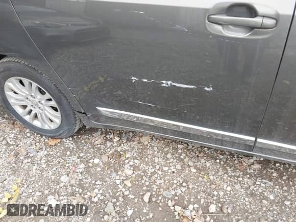 2012 Toyota Sienna XLE с VIN 5TDYK3DC0CS229184, выставлен на аукционе IAAI как лот 43523305 с пробегом 206 407 миль миль и . История ставок и продаж доступна на DreamBid. Изображение 18.