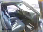 1998 Chevrolet Silverado 2500 с VIN 1GCGK24R0WZ198273, выставлен на аукционе IAAI как лот 42064260 с пробегом 200 948 миль миль и . История ставок и продаж доступна на DreamBid. Изображение 5.