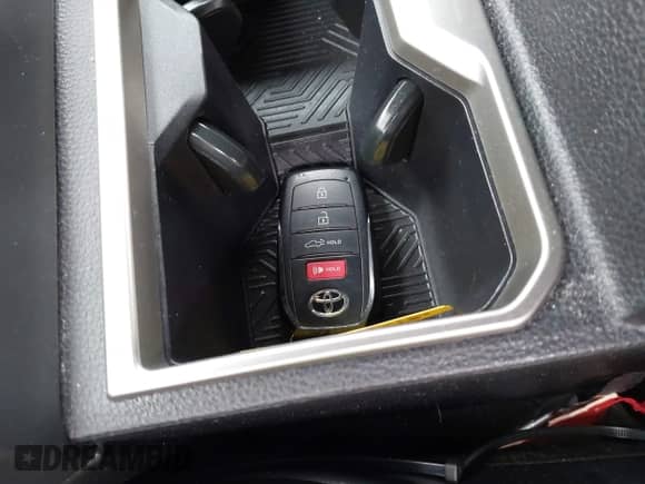 2024 Toyota Tacoma SR5 with VIN 3TYLB5JN1RT039046, listed as a IAAI auction lot 41610499 with 6,455 mi miles and . Bid and sale history available at DreamBid. Image 11.