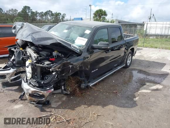 2023 Ram 1500 Big Horn z VIN 1C6RREFT4PN585312, wystawiony jako IAAI lot #41560063 z przebiegiem 45 796 mil mil oraz . Historia ofert i sprzedaży dostępna na DreamBid. Obrazek 19.