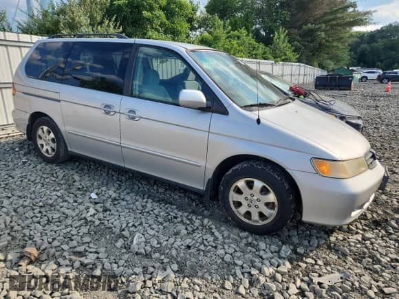 2003 Honda Odyssey EX с VIN 5FNRL18683B128151, выставлен на аукционе Copart как лот 65153595 с пробегом 56 125 миль миль и Списание • Salvage title. История ставок и продаж доступна на DreamBid. Изображение 4.