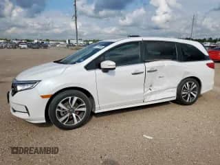 2023 Honda Odyssey Touring с VIN 5FNRL6H86PB037111, выставлен на аукционе Copart как лот 67257635 с пробегом 22 929 миль миль и Списание • Salvage title. История ставок и продаж доступна на DreamBid. Изображение 1.