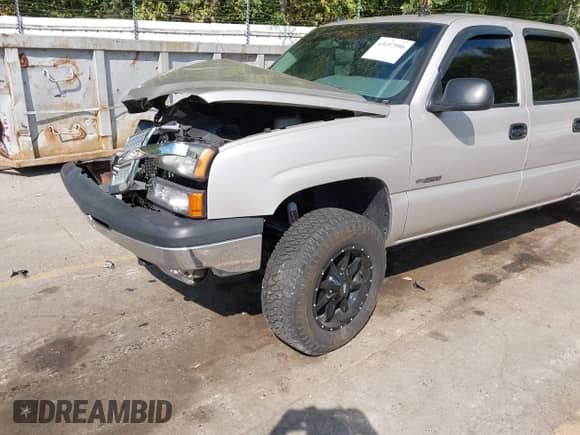 2004 Chevrolet Silverado 2500 LS с VIN 1GCGK23U14F202867, выставлен на аукционе IAAI как лот 43197990 с пробегом 187 199 миль миль и . История ставок и продаж доступна на DreamBid. Изображение 6.