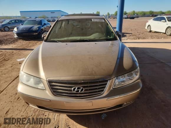 2007 Hyundai Azera SE с VIN KMHFC46F87A187749, выставлен на аукционе Copart как лот 80725305 с пробегом 121 197 миль миль и Списание • Salvage title. История ставок и продаж доступна на DreamBid. Изображение 5.