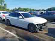 2013 BMW 3 Series 335i с VIN WBA3A9G57DNP36326, выставлен на аукционе IAAI как лот 42798701 с пробегом 175 792 миль миль и . История ставок и продаж доступна на DreamBid. Изображение 1.